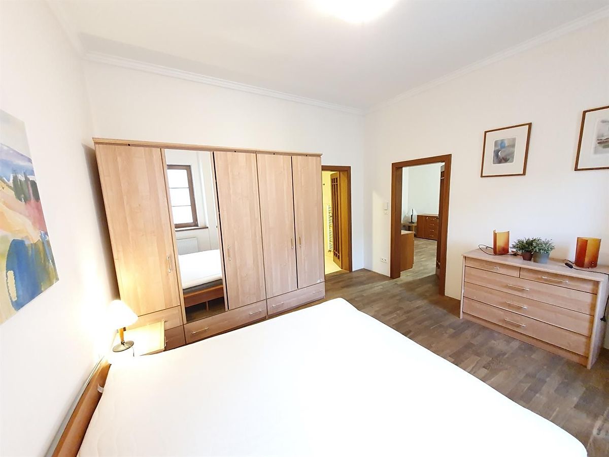 Pronájem bytu 2+kk 71 m² – fotografie 2