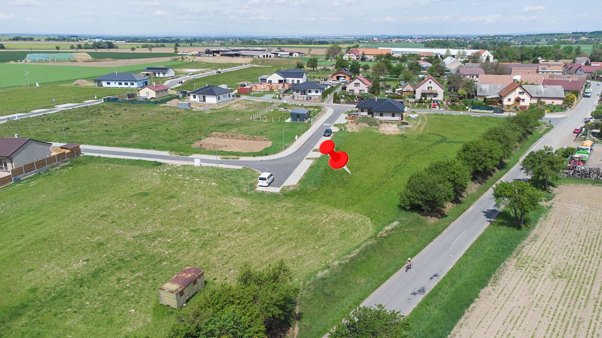 Prodej stavebního pozemku 1366 m²