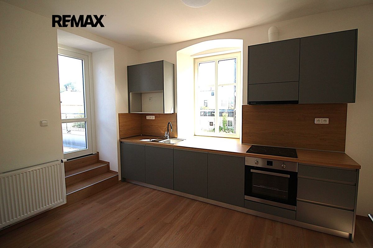 Pronájem bytu 1+kk 31 m²