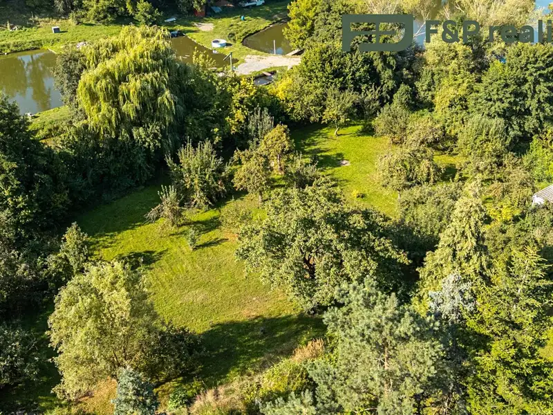 Prodej stavebního pozemku 1090 m², Čáslav – náhled fotky 3