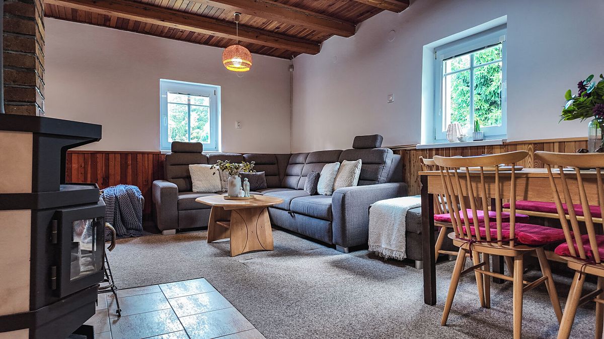 Prodej chalupy 70 m², pozemek 1402 m² – fotografie 2