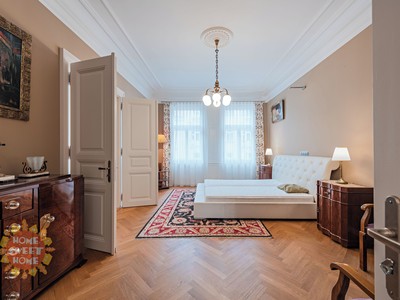 Pronájem bytu 5+1 184 m²