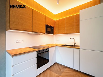 Pronájem bytu 2+kk 39 m²