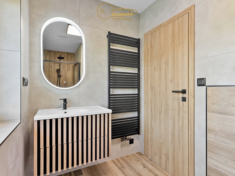 Prodej domu, 120 m² (10 z 23)
