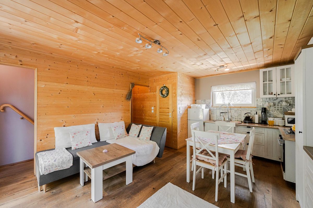 Prodej rodinného domu 77 m², pozemek 317 m² – fotografie 3