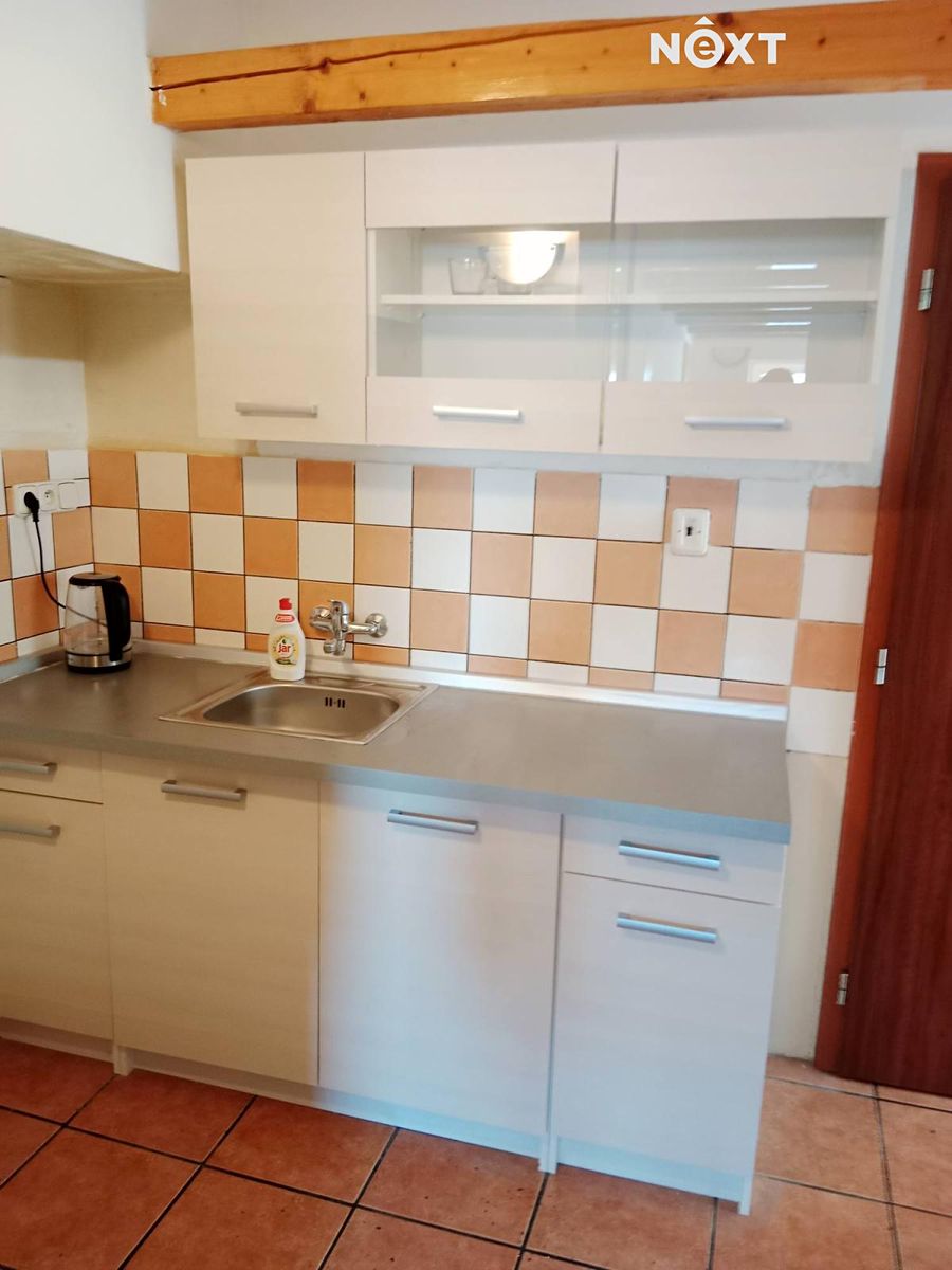 Pronájem bytu 2+kk 45 m² – fotografie 2