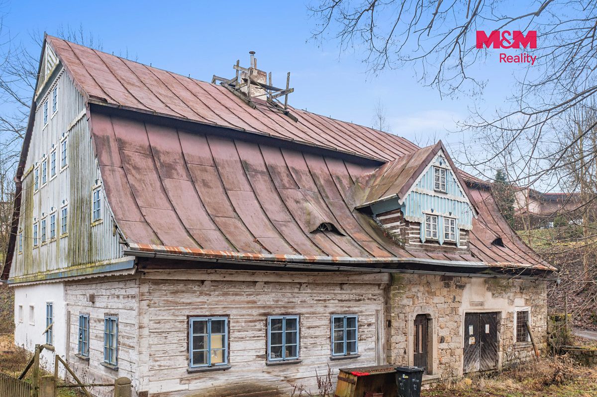 Prodej rodinného domu 268 m², pozemek 5776 m² – fotografie 2