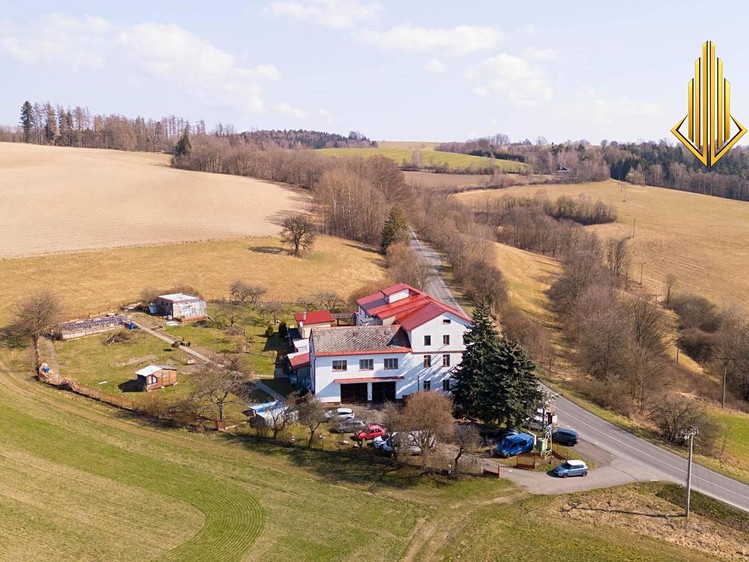 Gewerbefläche zum Kauf, 930 m² (1 von 25)