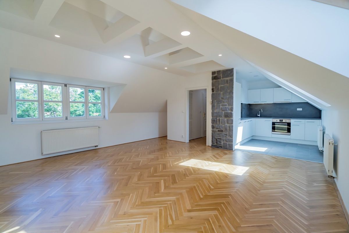 Pronájem bytu 3+kk 79 m²