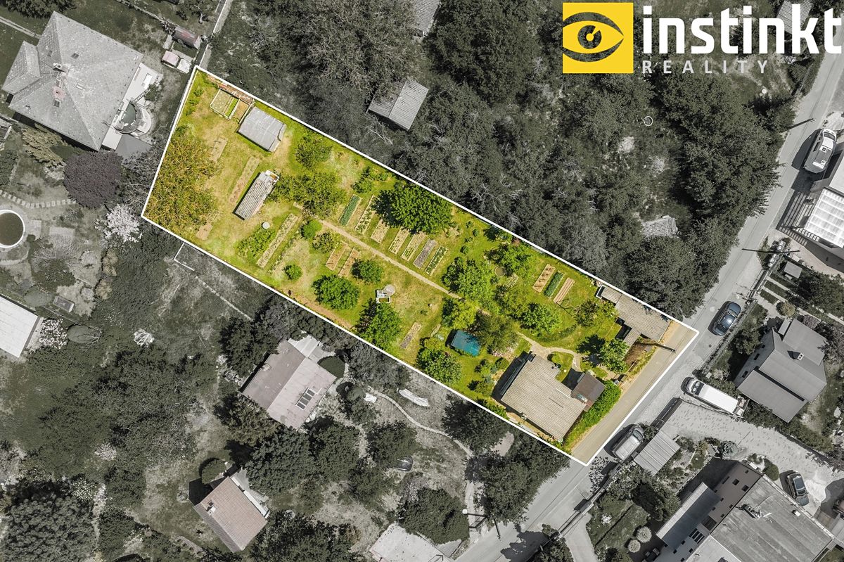 Prodej stavebního pozemku 1269 m²
