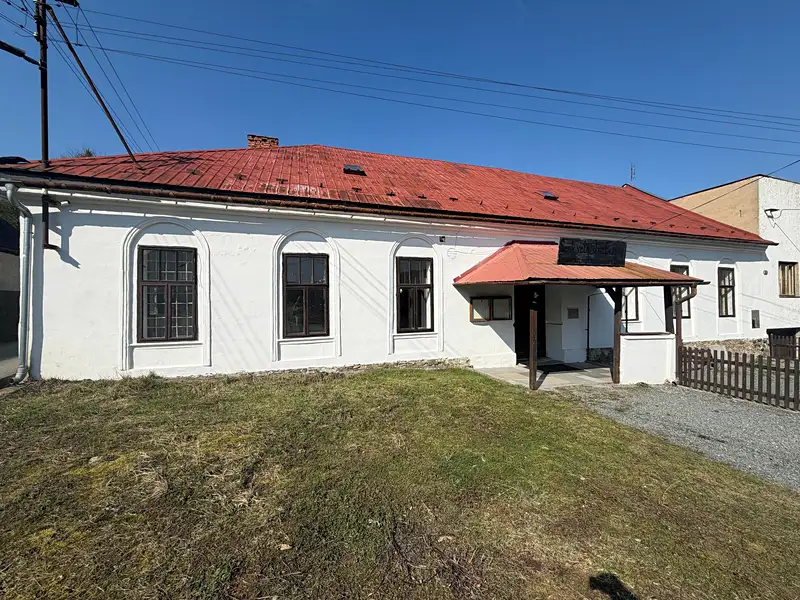 Prodej rodinného domu 595 m², pozemek 1231 m², Bouzov – náhled fotky 1