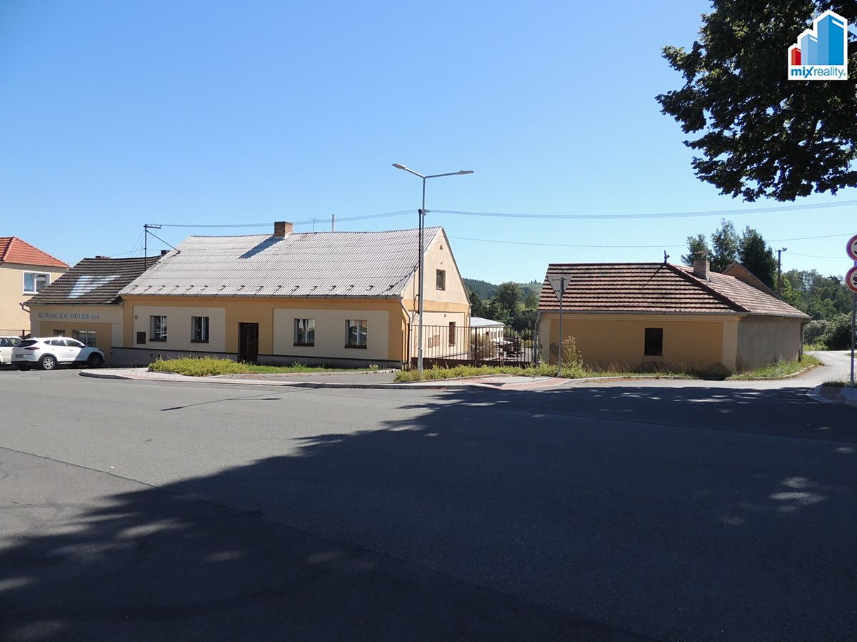 Prodej výrobní haly, prostoru 1214 m²