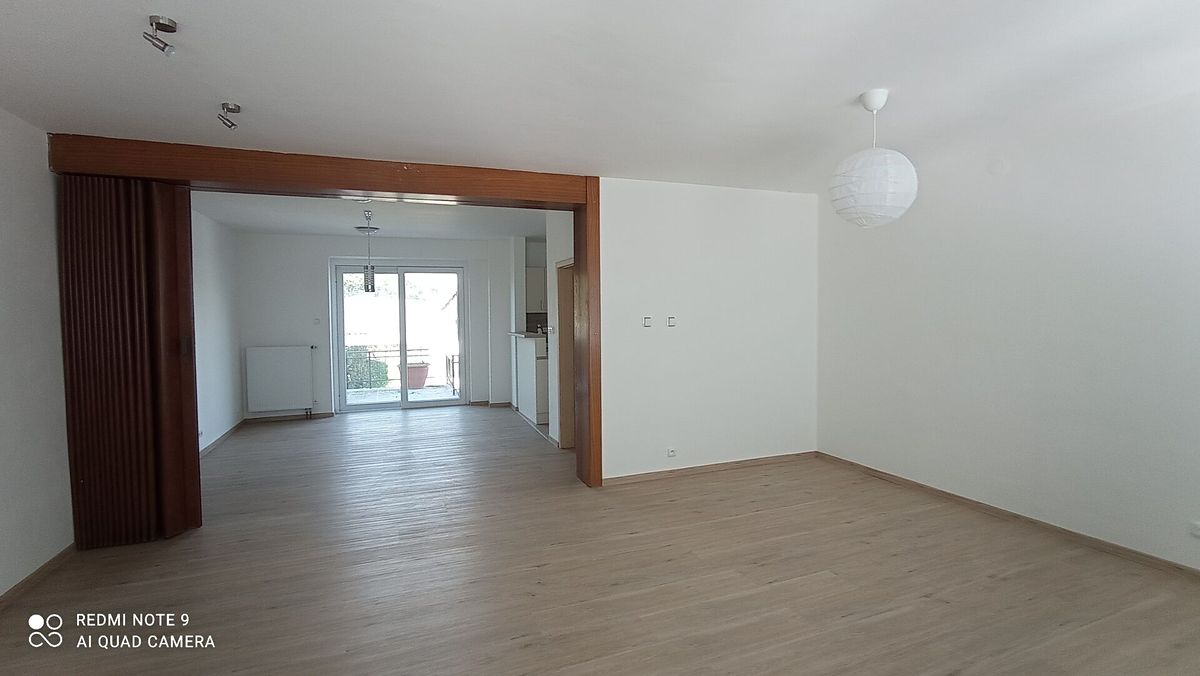 Pronájem rodinného domu 250 m², pozemek 396 m² – fotografie 4