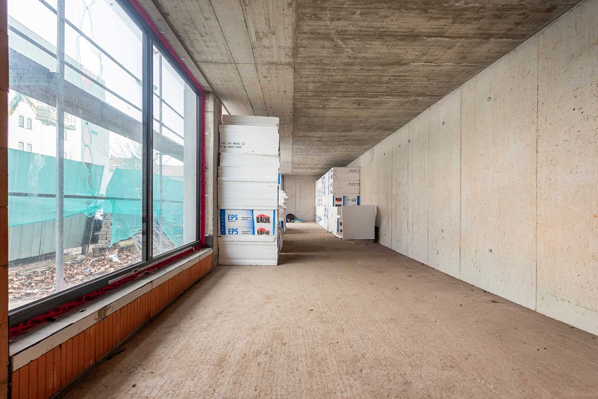 Pronájem obchodního prostoru 73 m² – fotografie 2