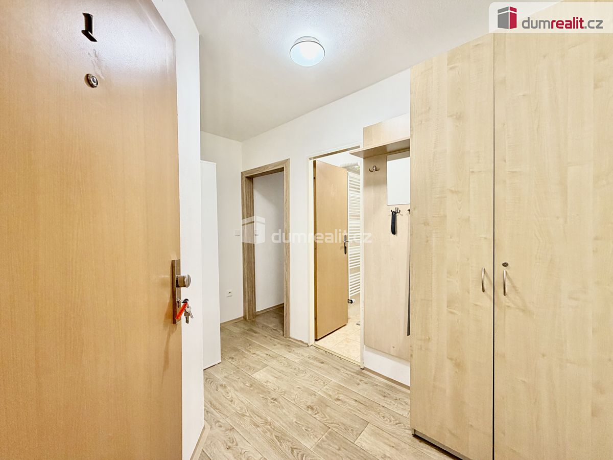 Prodej bytu 1+kk 28 m² – fotografie 3