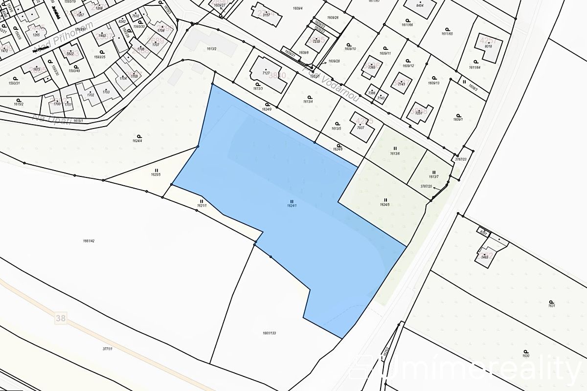 Prodej stavebního pozemku 9522 m² – fotografie 2