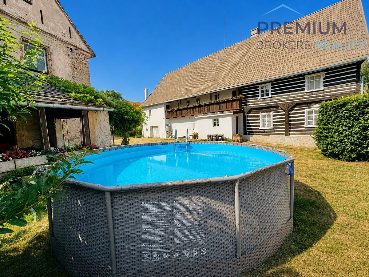 Prodej chalupy 220 m², pozemek 1374 m²