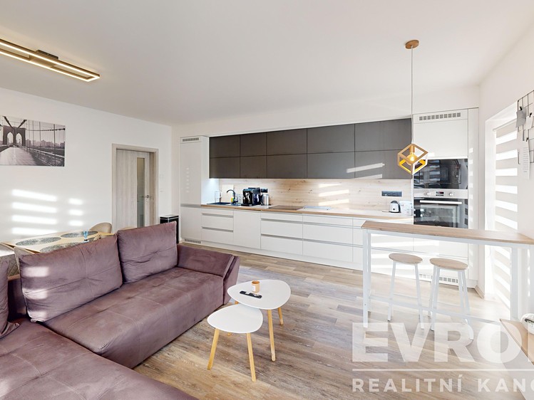Wohnung 3+kk zum Kauf, 80 m² (1 von 16)