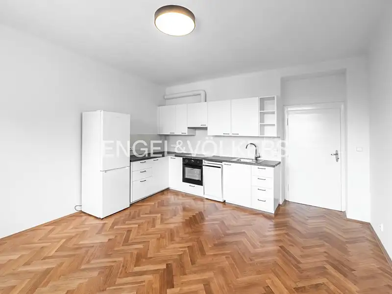 Pronájem bytu 3+kk 82 m², Praha – náhled fotky 1