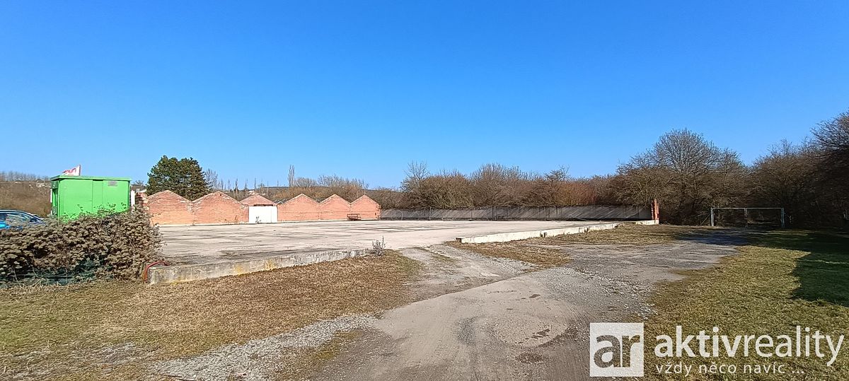 Pronájem komerčního pozemku 2500 m² – fotografie 2