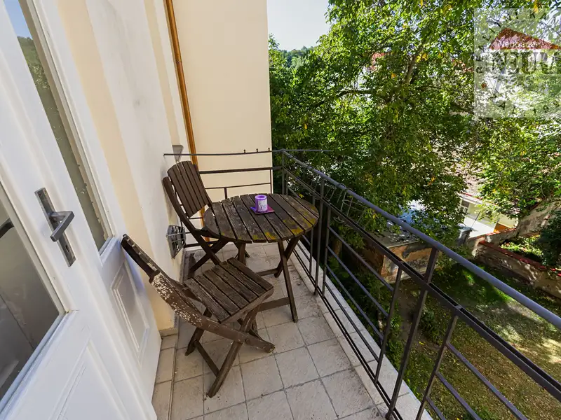 Prodej bytu 1+1 43 m², Praha – náhled fotky 2