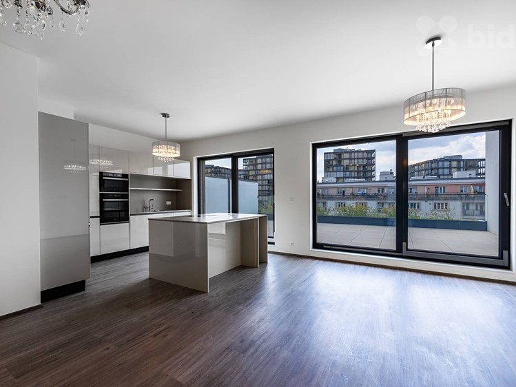 Квартира 4+kk в оренду, 120 м² (1 з 41)