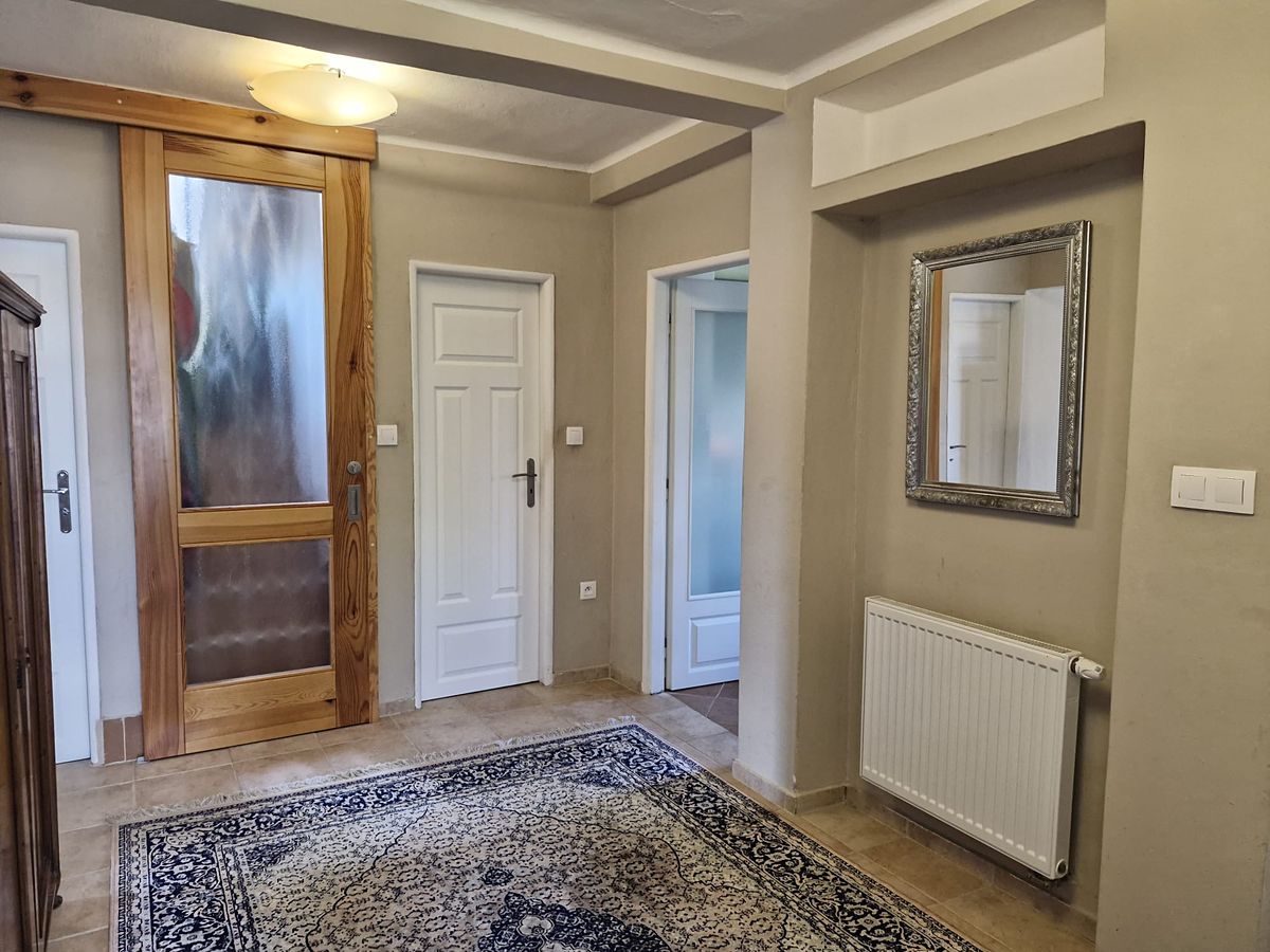Prodej rodinného domu 190 m², pozemek 816 m² – fotografie 3