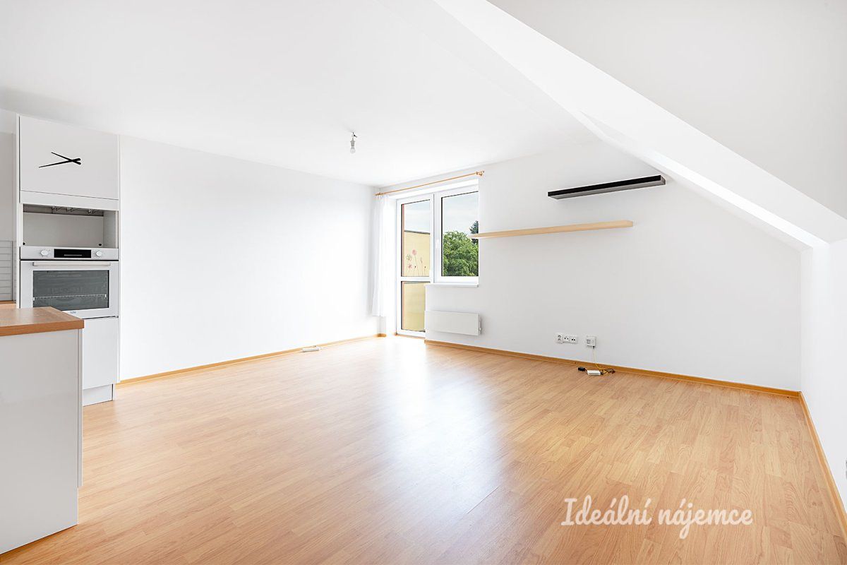 Pronájem bytu 3+kk 89 m² – fotografie 5