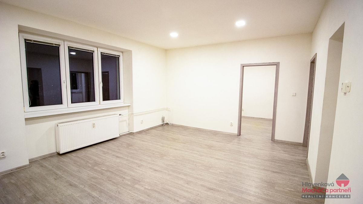 Pronájem bytu 3+1 85 m² – fotografie 3