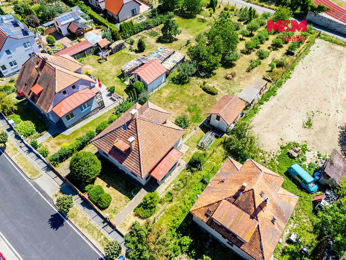 Prodej rodinného domu 150 m², pozemek 1587 m² – fotografie 3