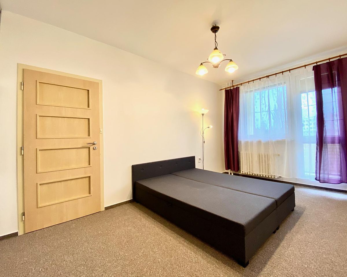 Pronájem bytu 2+kk 40 m² – fotografie 4