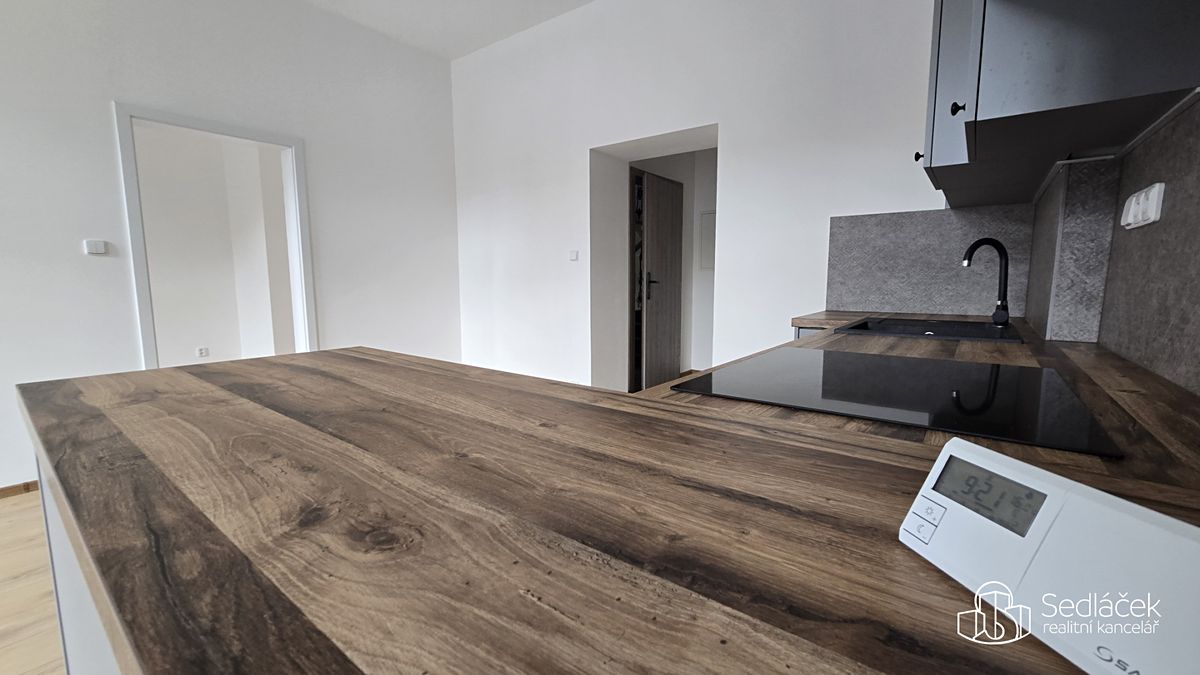 Pronájem bytu 2+kk 48 m² – fotografie 5