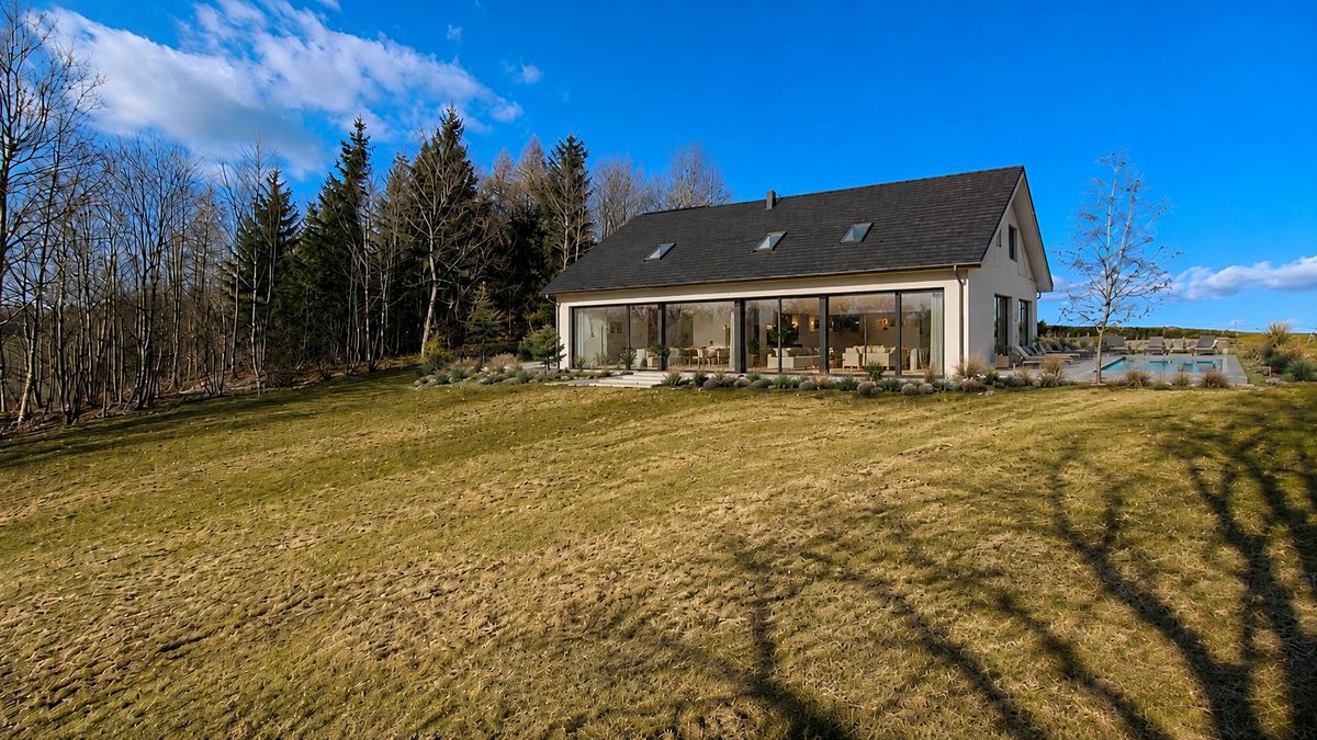 Prodej stavebního pozemku 3213 m² – fotografie 2