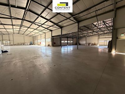 Pronájem skladového prostoru 1380 m²