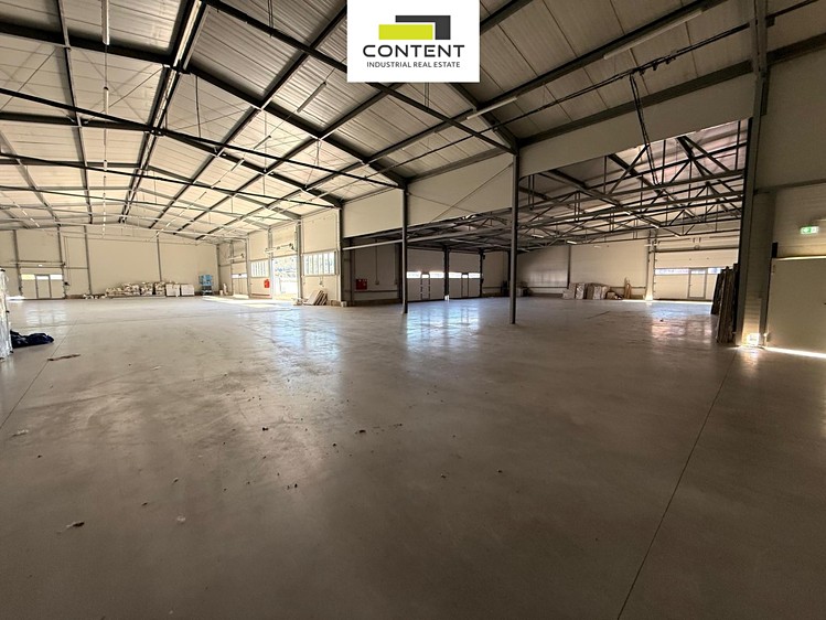 Комерційне приміщення в оренду, 1 380 м² (1 з 16)