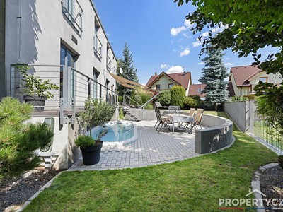 Prodej  vícegeneračního domu 345 m², pozemek 520 m²