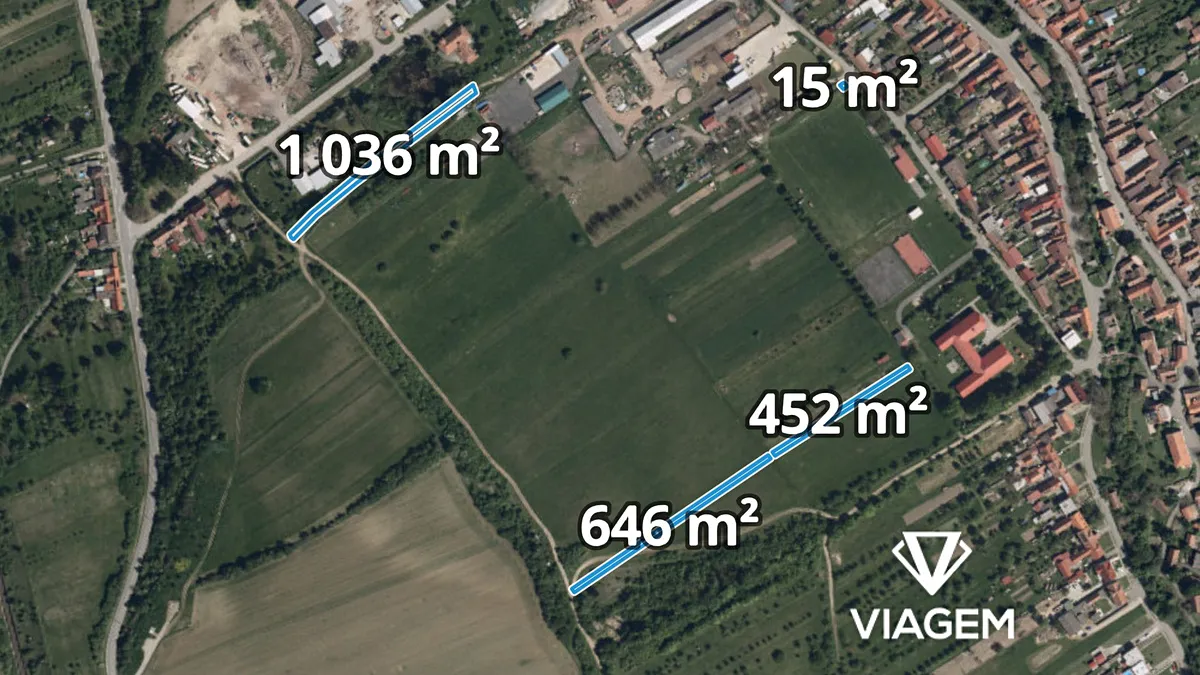 Prodej podílu 3/8 pole 462 m²