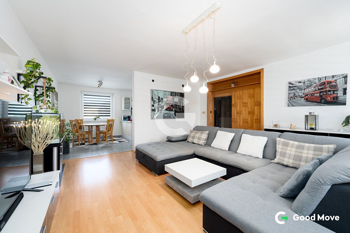 Prodej rodinného domu 160 m², pozemek 299 m² – fotografie 3