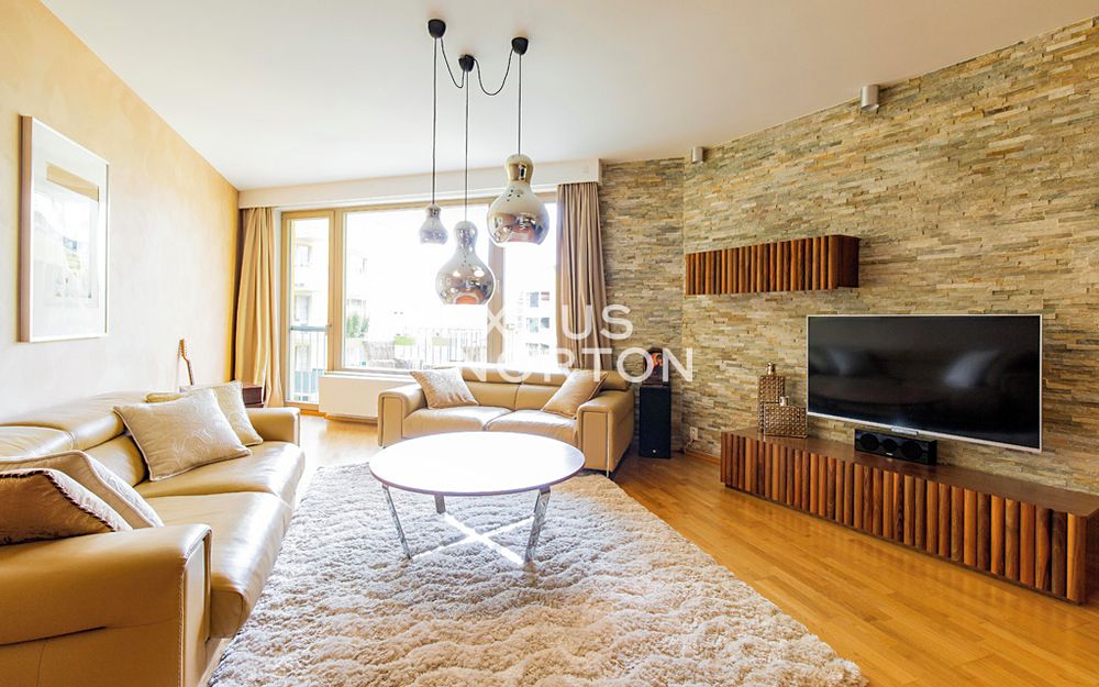 Pronájem bytu 4+kk 116 m²