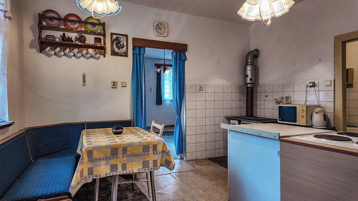Prodej rodinného domu 61 m², pozemek 385 m² – fotografie 3