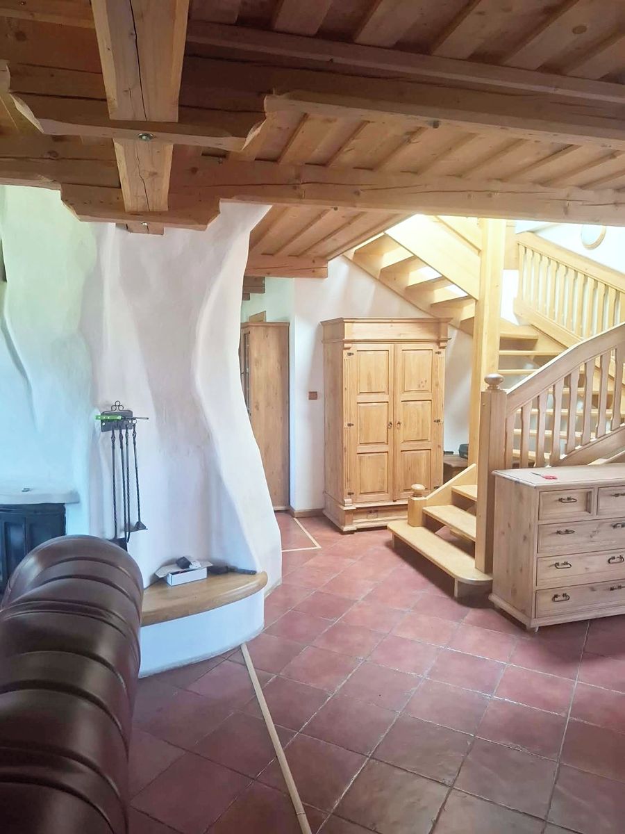 Prodej rodinného domu 520 m², pozemek 4017 m² – fotografie 3