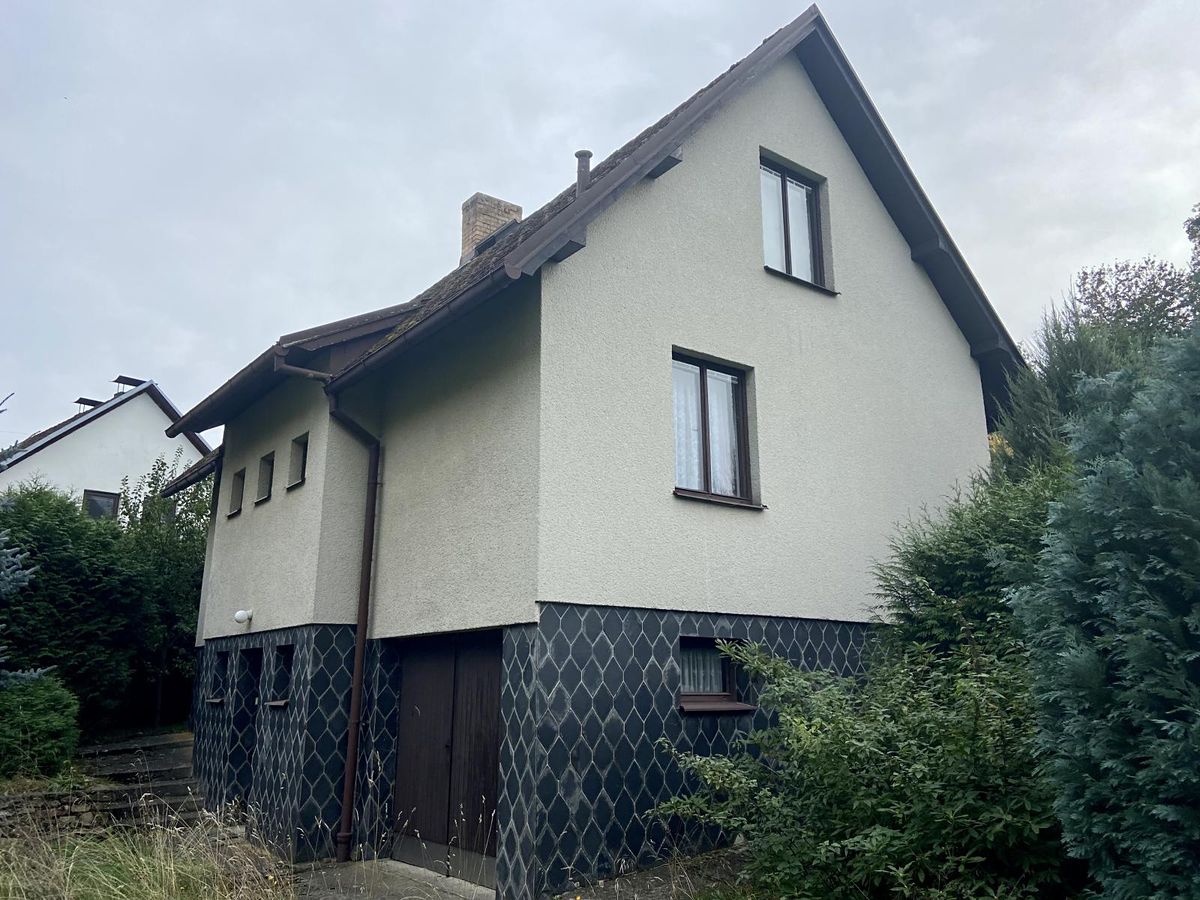 Prodej rodinného domu 190 m², pozemek 753 m²