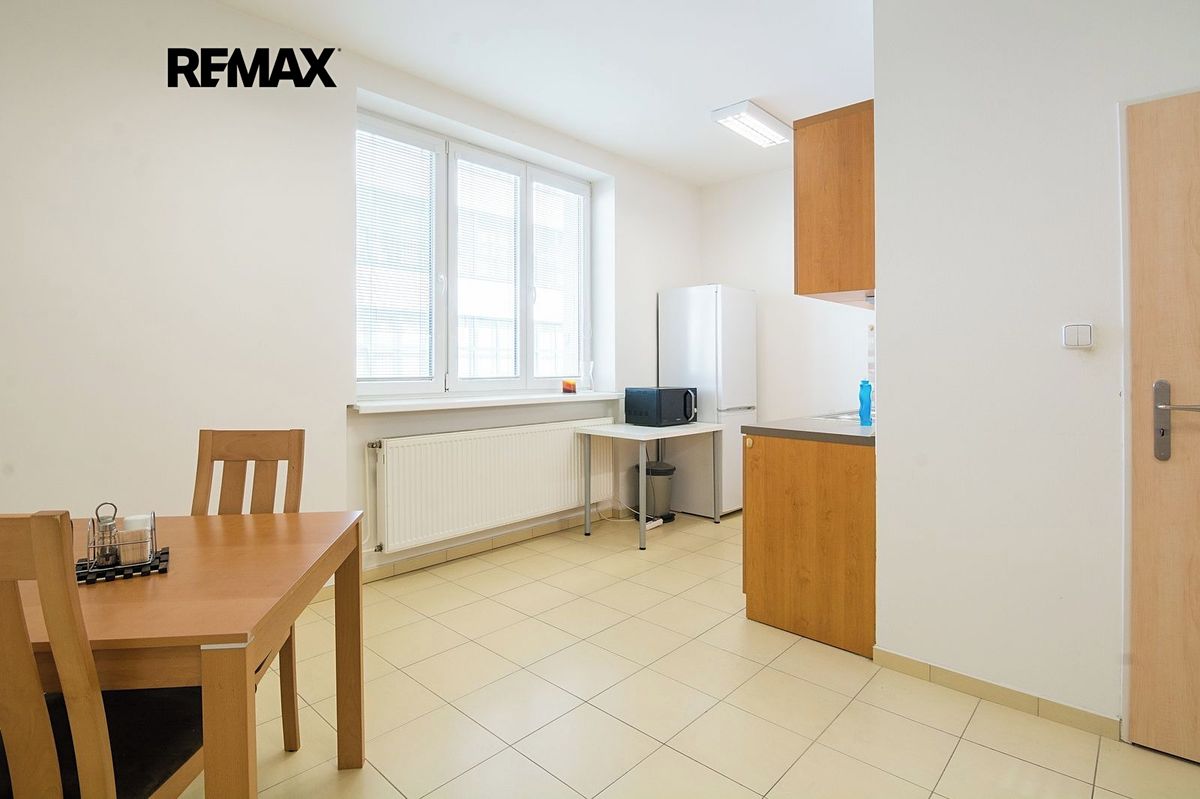 Pronájem bytu 2+kk 48 m² – fotografie 5