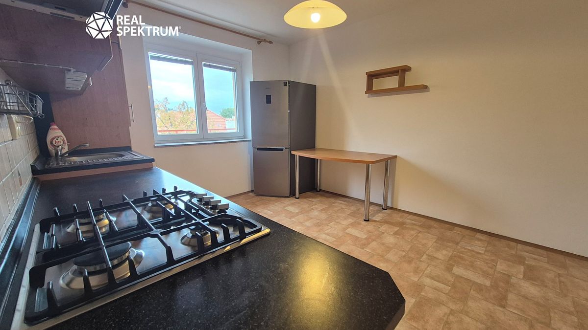 Pronájem bytu 2+kk 47 m² – fotografie 2