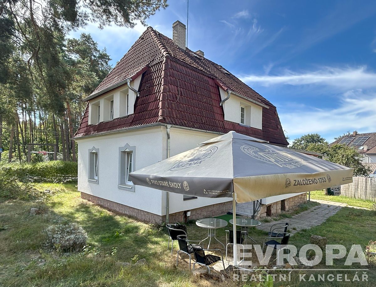 Pronájem vily 150 m², pozemek 780 m² – fotografie 2