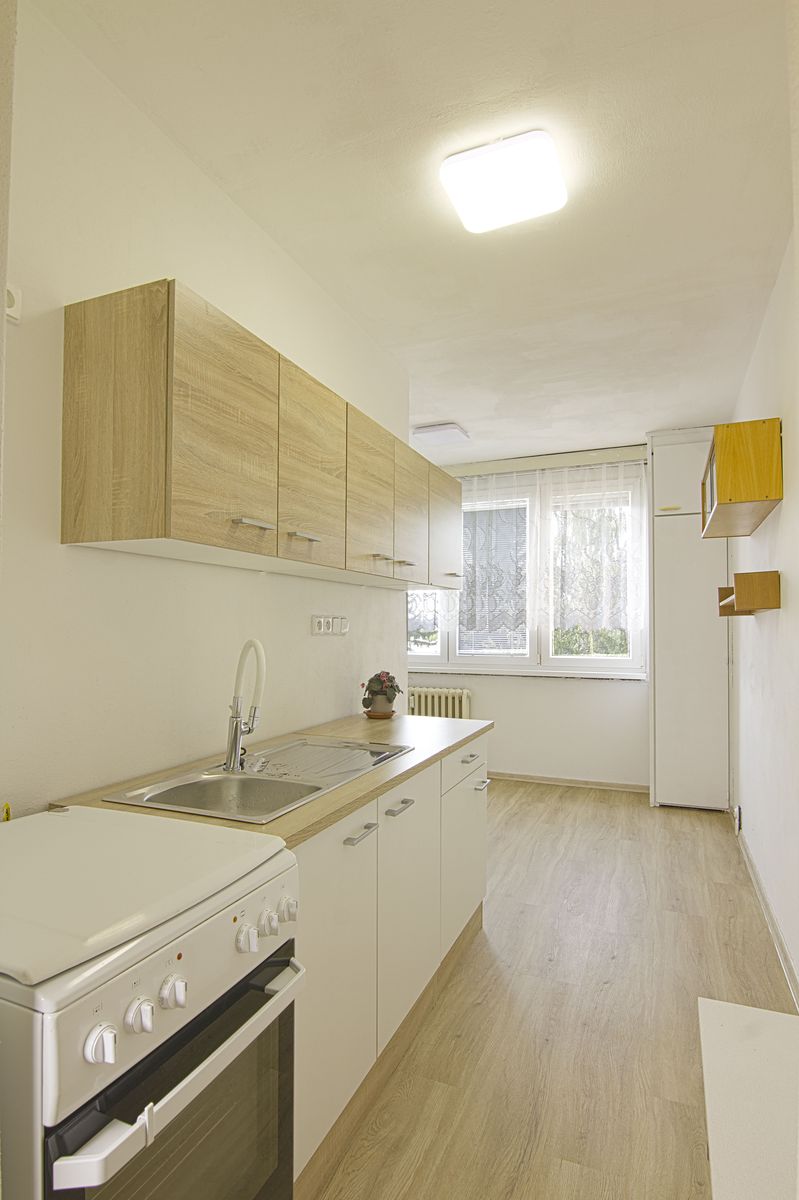 Pronájem bytu 2+1 64 m² – fotografie 4