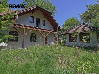 Prodej stavebního pozemku 3346 m²