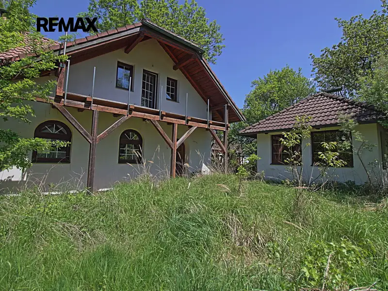 Prodej stavebního pozemku 3346 m², Jílovice – náhled fotky 1