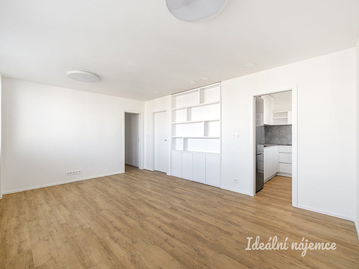 Pronájem bytu 3+1 68 m²