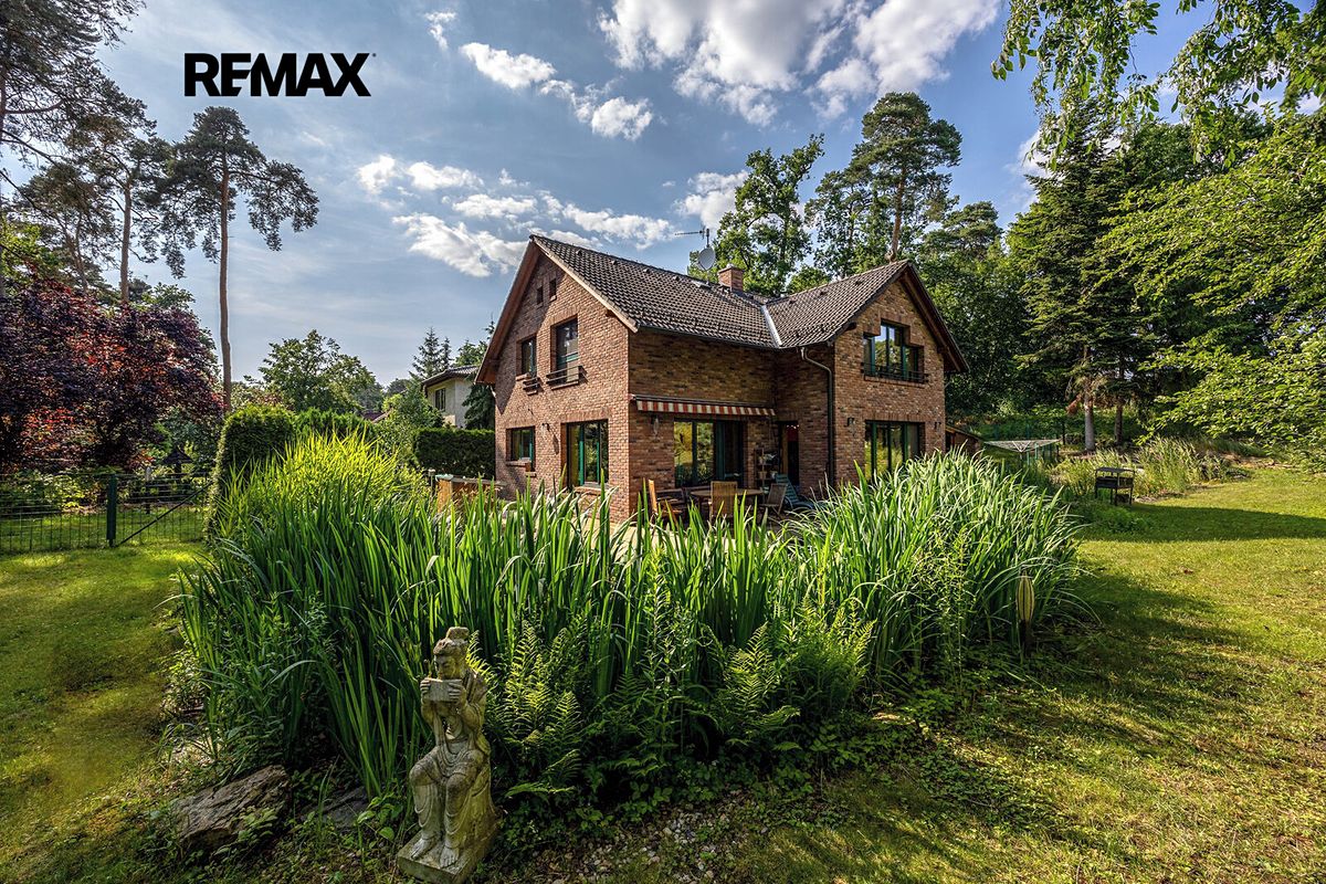 Prodej rodinného domu 280 m², pozemek 1546 m² – fotografie 3